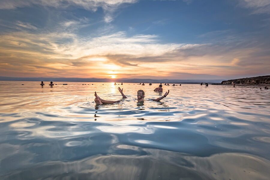 Deadsea-Floating29-900x600.jpg